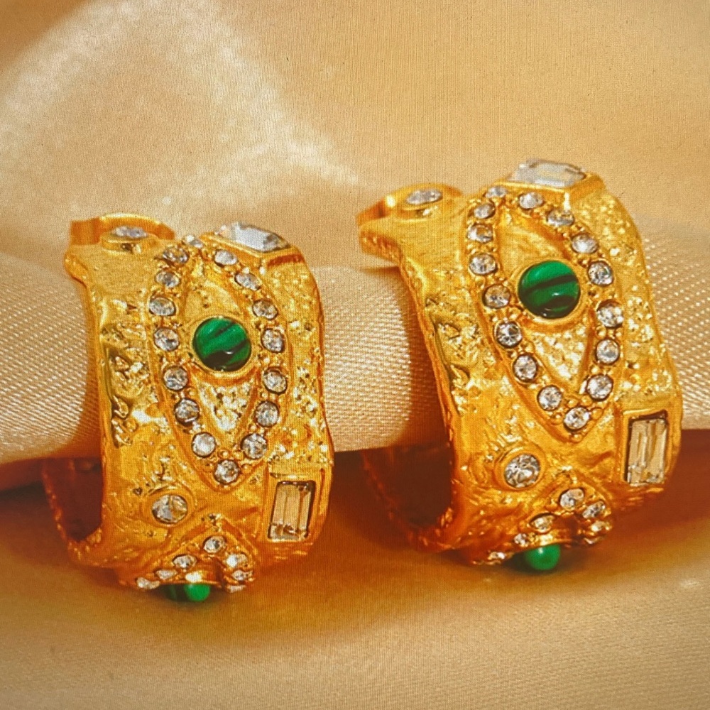 Elegant Gold and Green Crystal Earrings - Picture 2 of 4